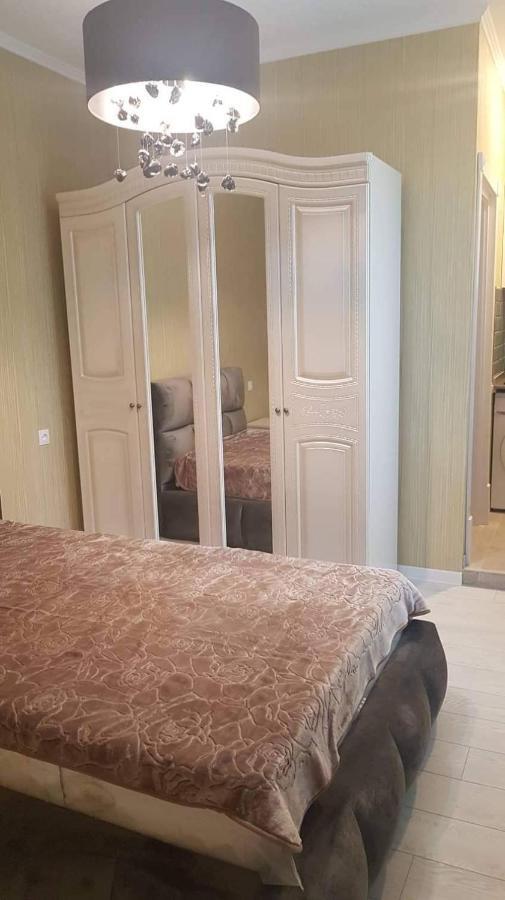 Khorgo Hotel Gori Bagian luar foto